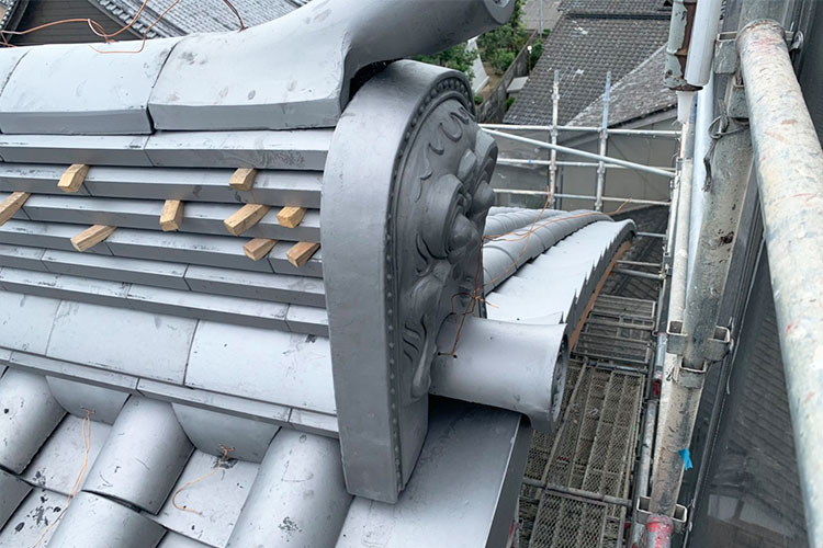 啓成 屋根工事の様子